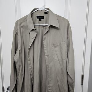 Axist Men's Dress Shirt 17 1/2.  32/33